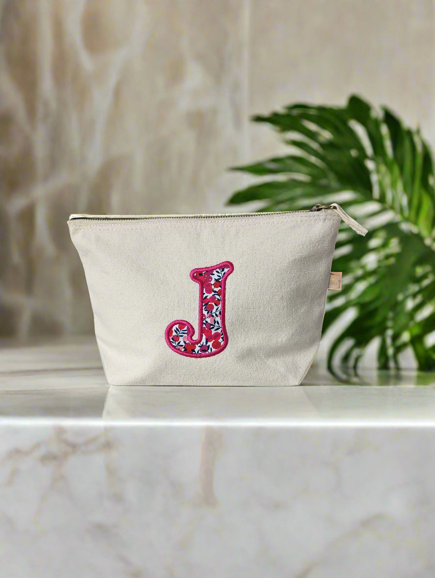 Medium Toiletry Bags