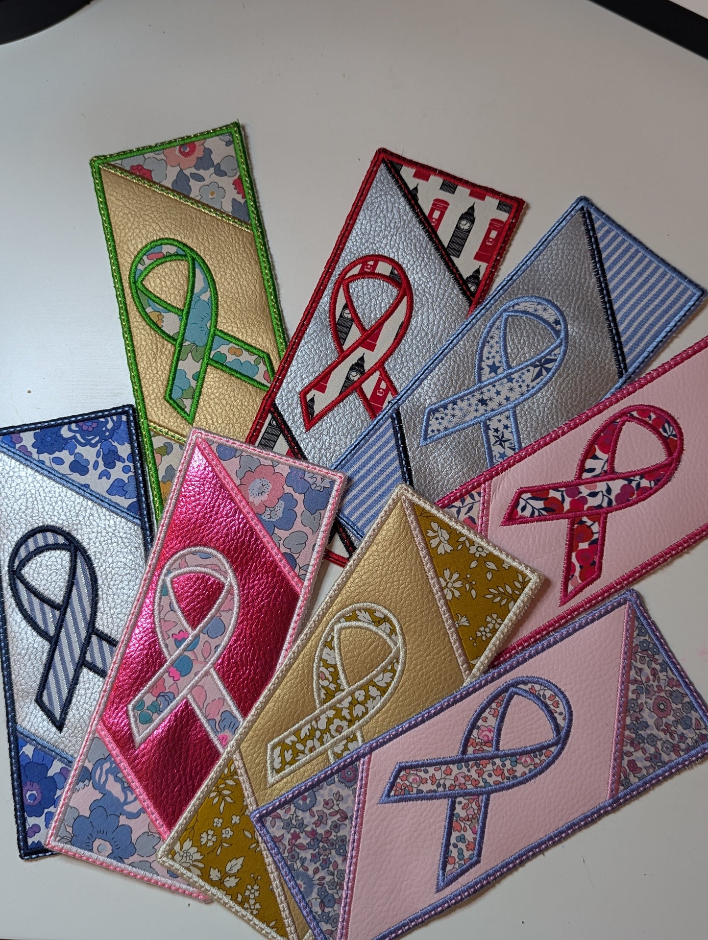 Bookmark, Fight against breast cancer