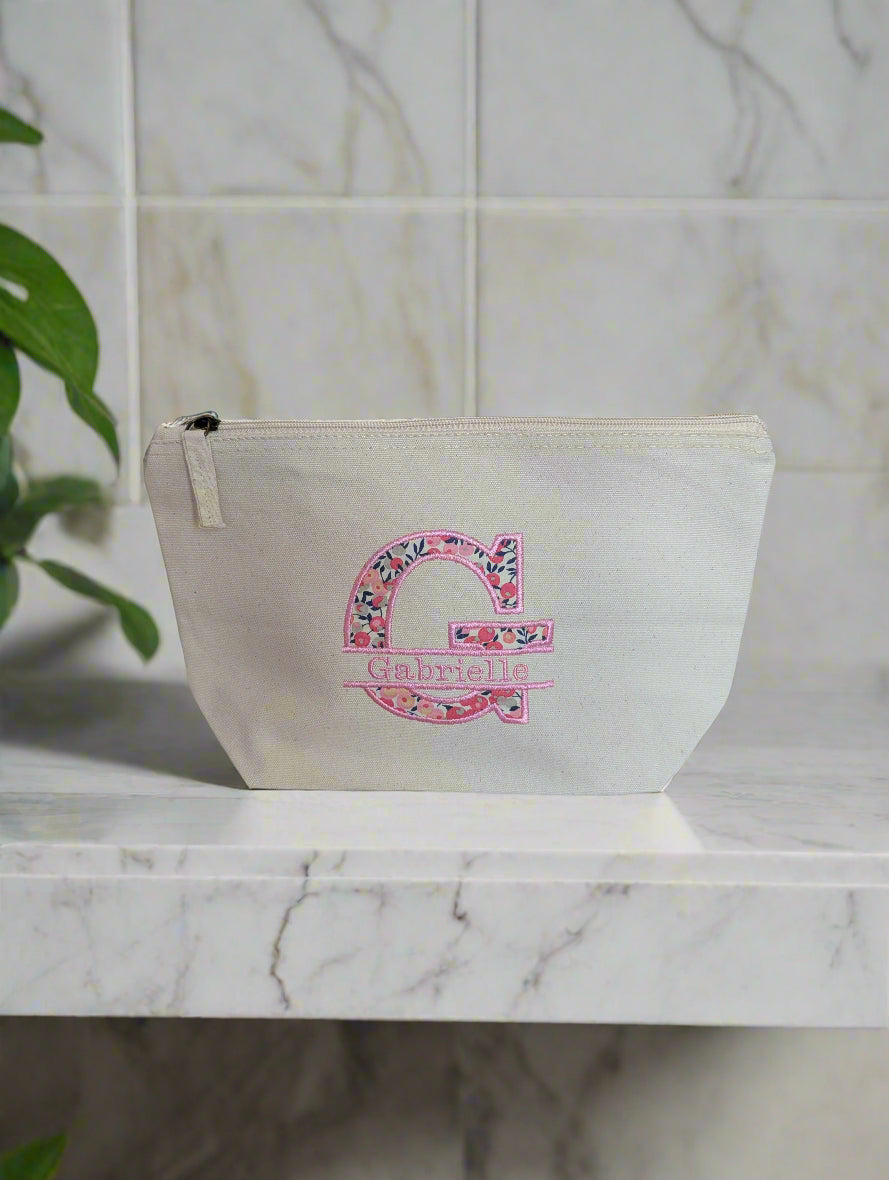 Poppy (plain) Toiletry Bag - Medium