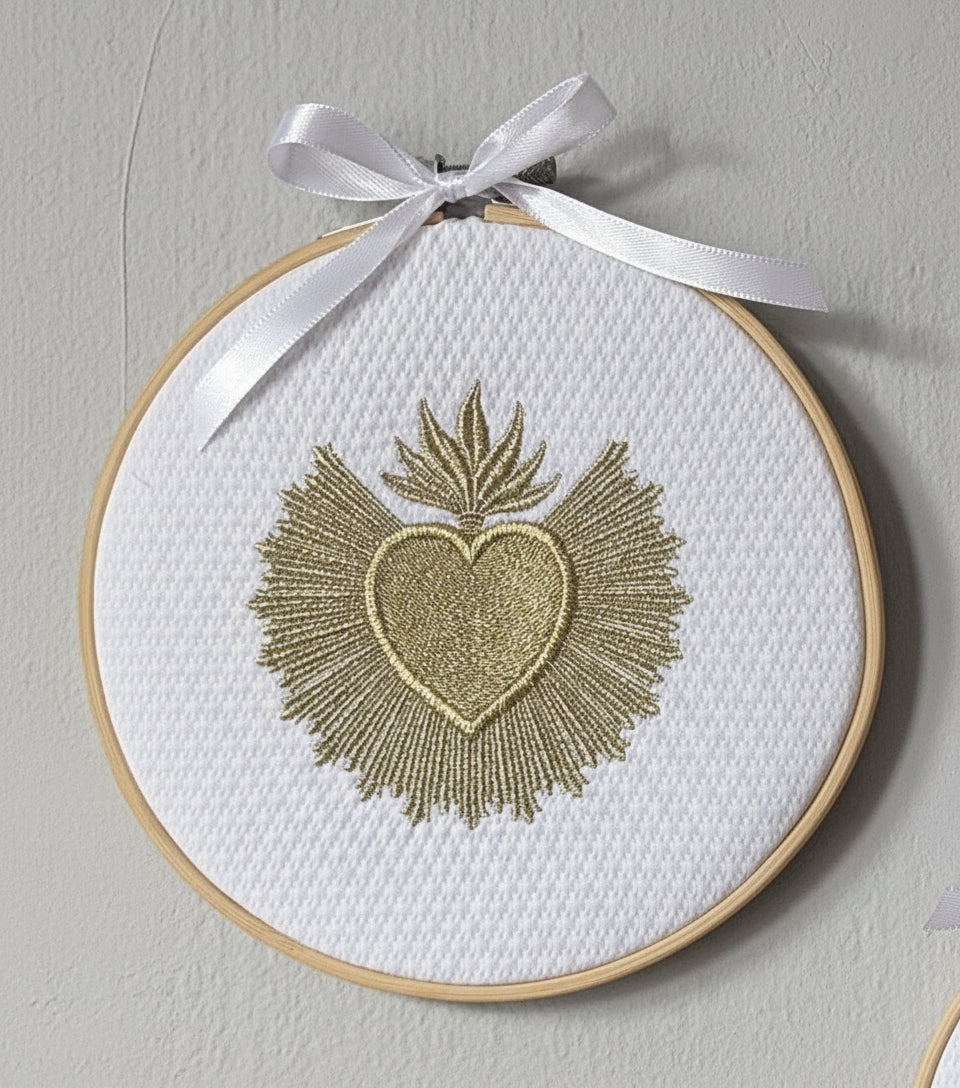 Circle Frame - Prayer